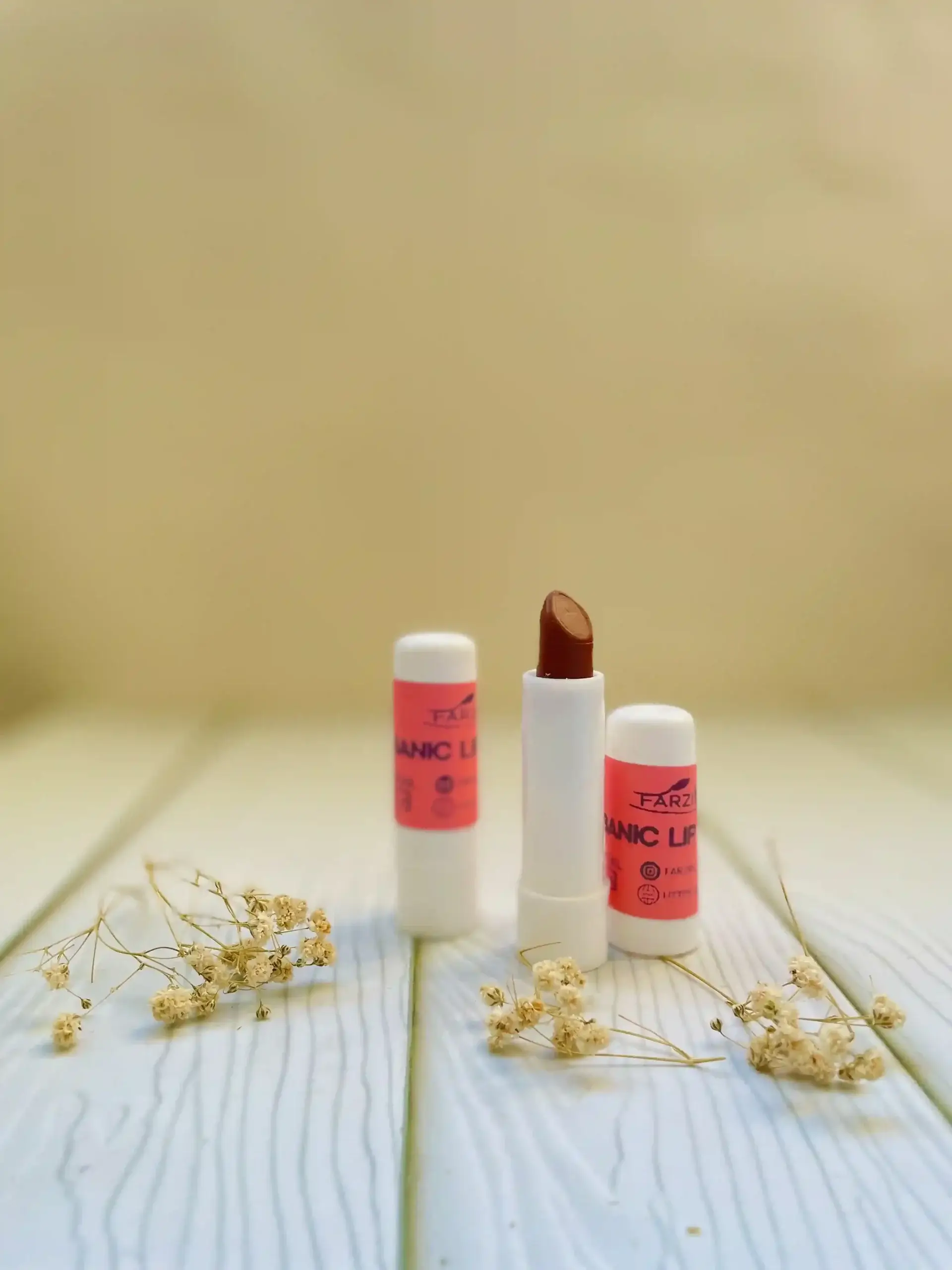 بالم لب رنگی